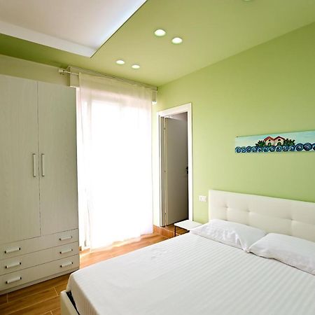 Kore Suites&Apartments Λόκρι Εξωτερικό φωτογραφία