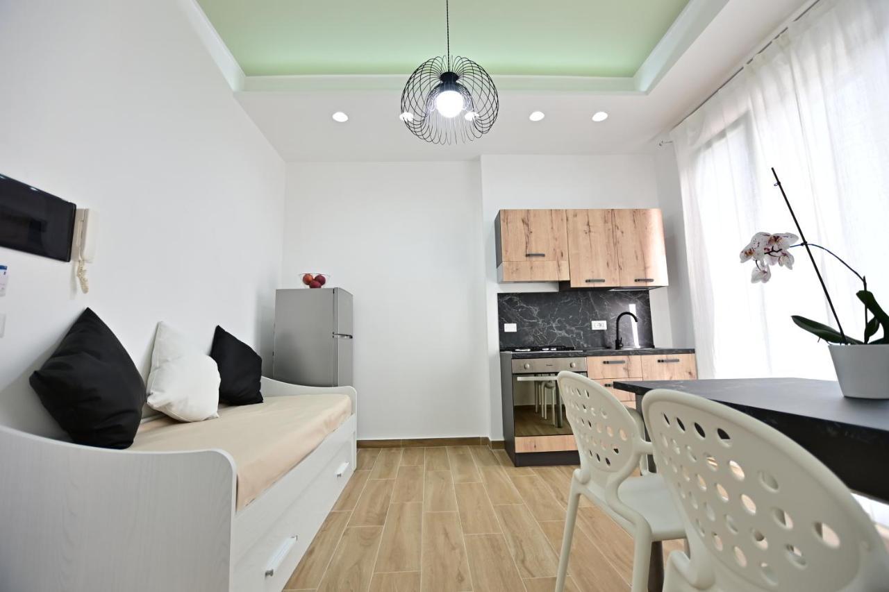 Kore Suites&Apartments Λόκρι Εξωτερικό φωτογραφία